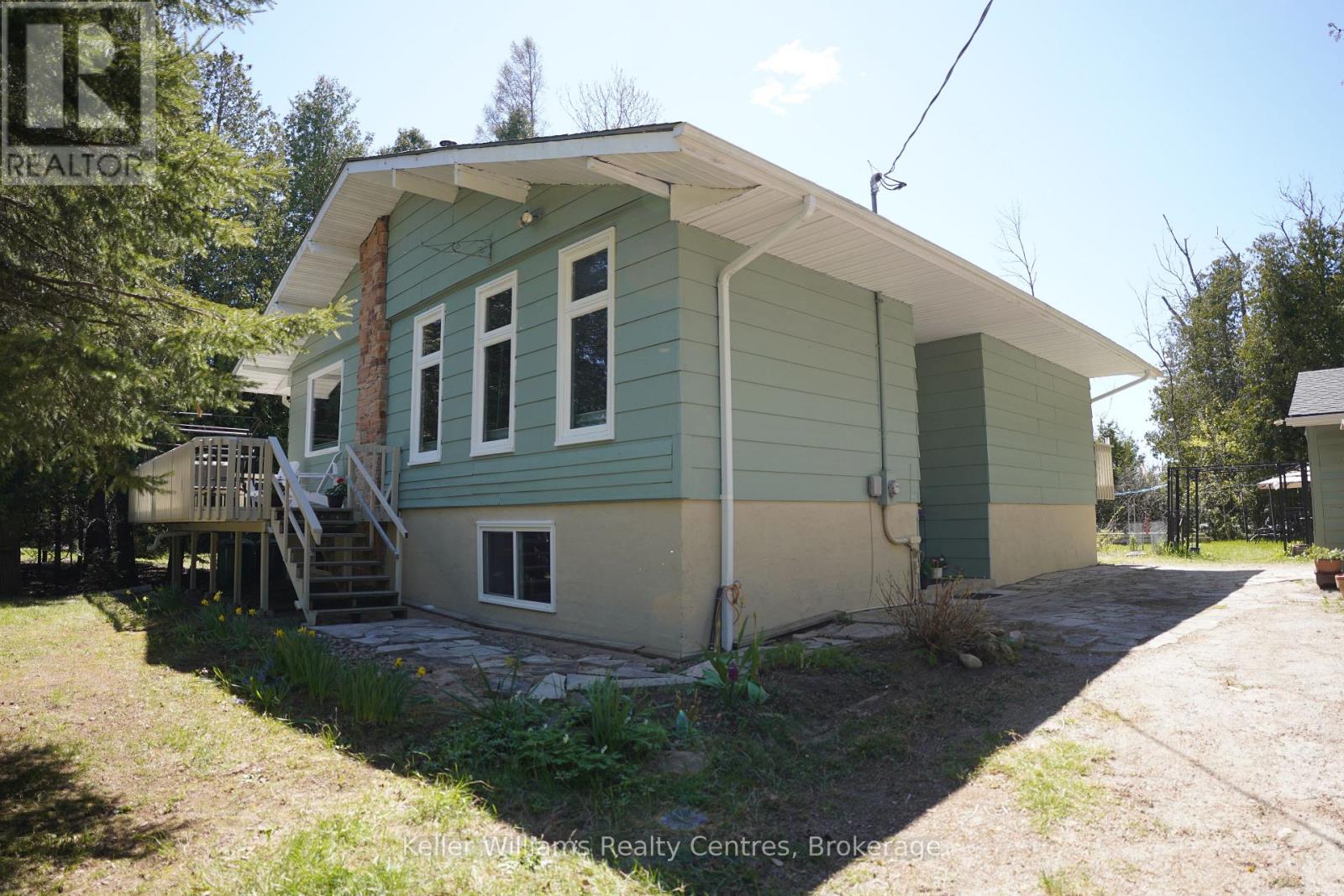 Property for sale at 42 WILLIAM COURT