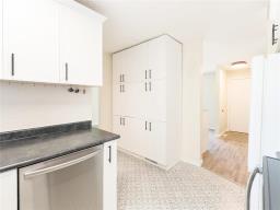174 Hazelwood Crescent, Winnipeg, MB R2M4E6 Photo 14