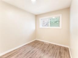174 Hazelwood Crescent, Winnipeg, MB R2M4E6 Photo 17