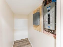 174 Hazelwood Crescent, Winnipeg, MB R2M4E6 Photo 30