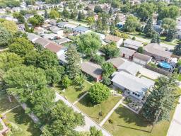 174 Hazelwood Crescent, Winnipeg, MB R2M4E6 Photo 38