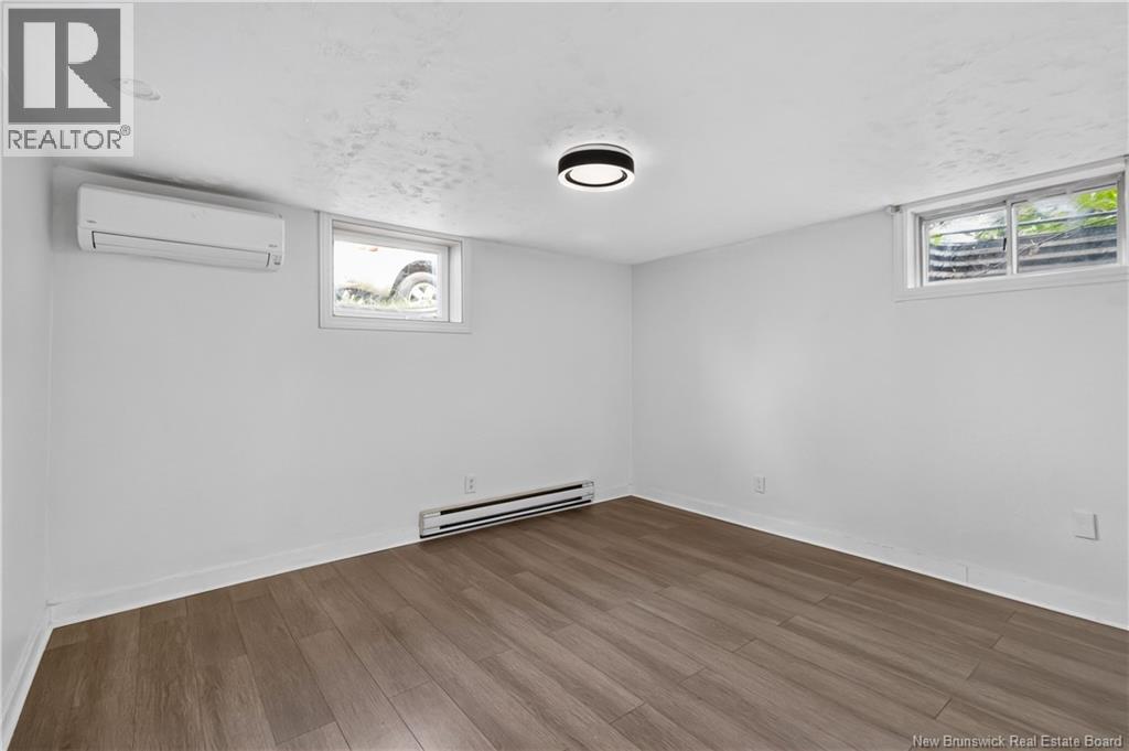 139 Ayer Avenue - 27