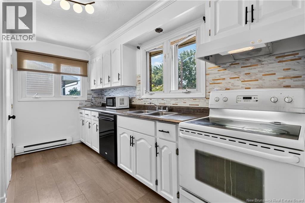 139 Ayer Avenue - Image 7