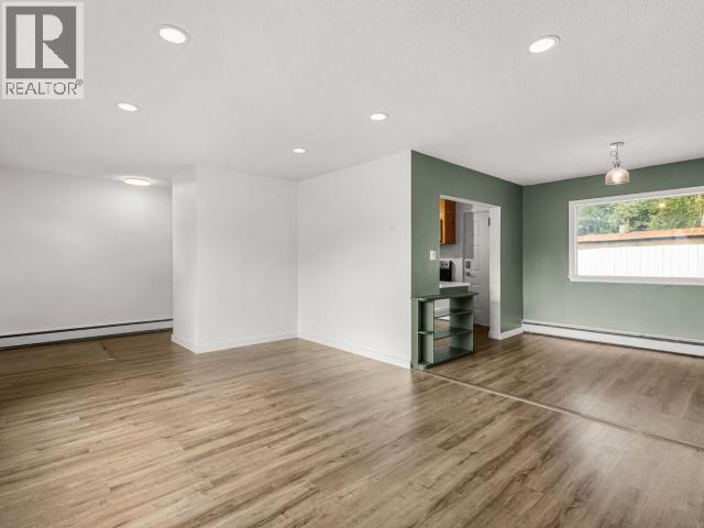 30 TAKHINI AVE - 6