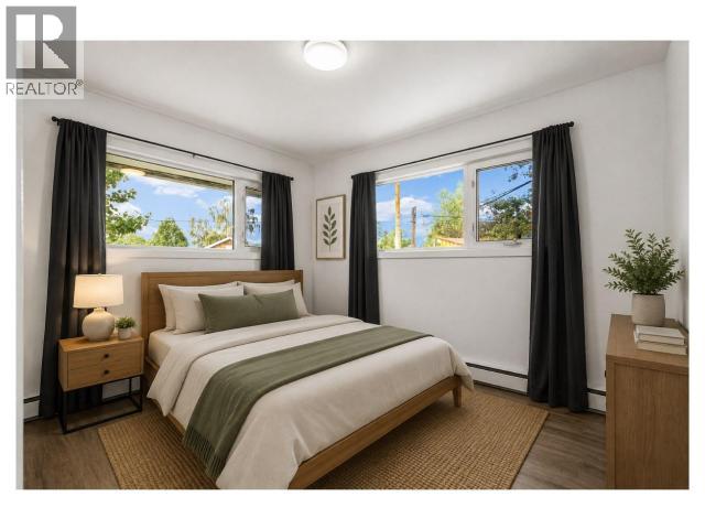 30 TAKHINI AVE - 33