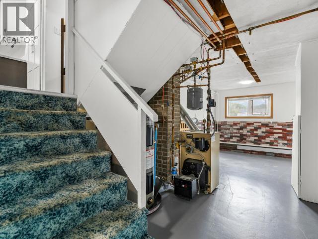 30 TAKHINI AVE - Image 17