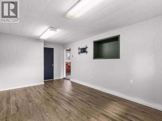 30 TAKHINI AVE - 21