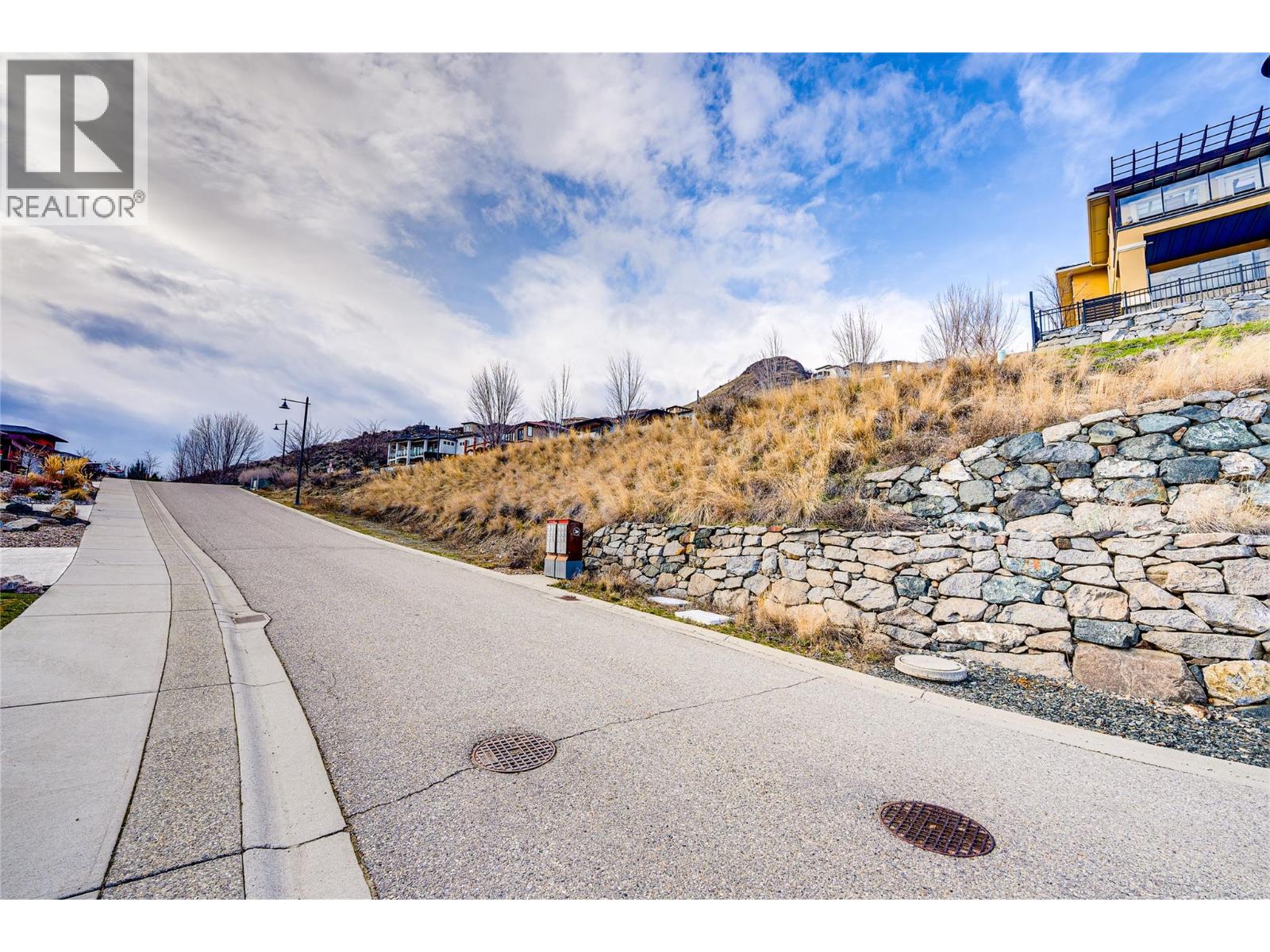  215 Harvest Court, Vernon