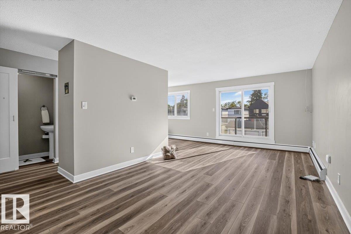 Property photograph 19 for MLS E4504507