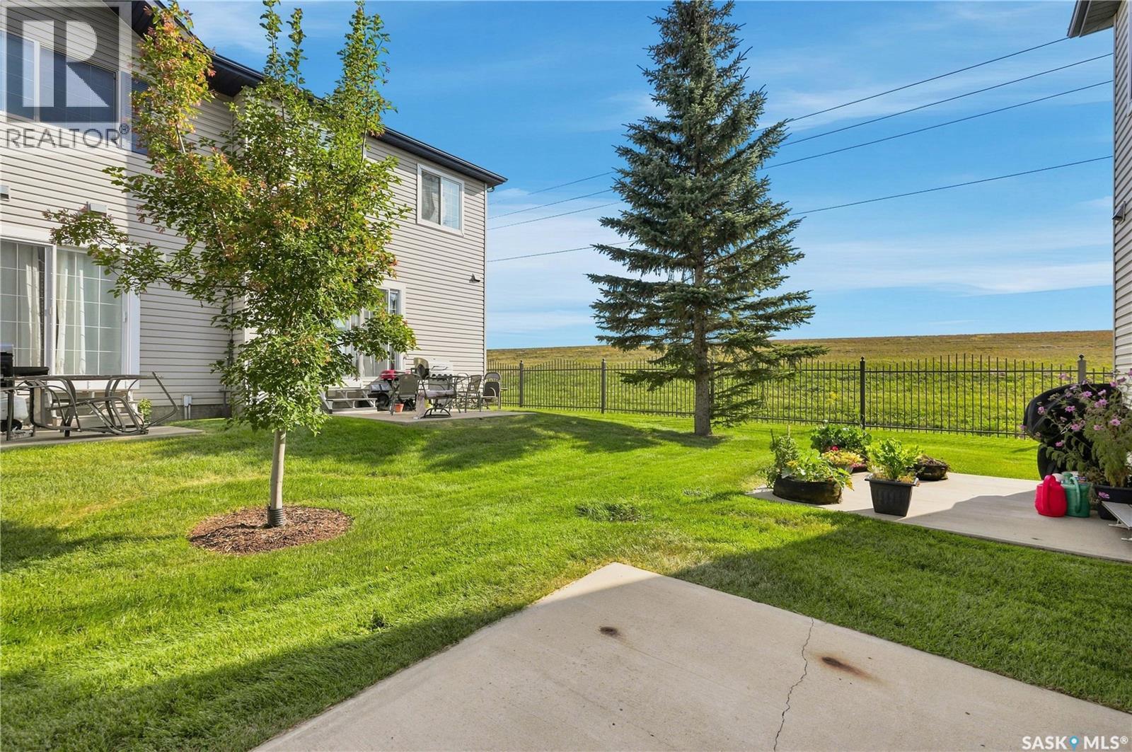 #106 663 BECKETT CRESCENT - Image 35
