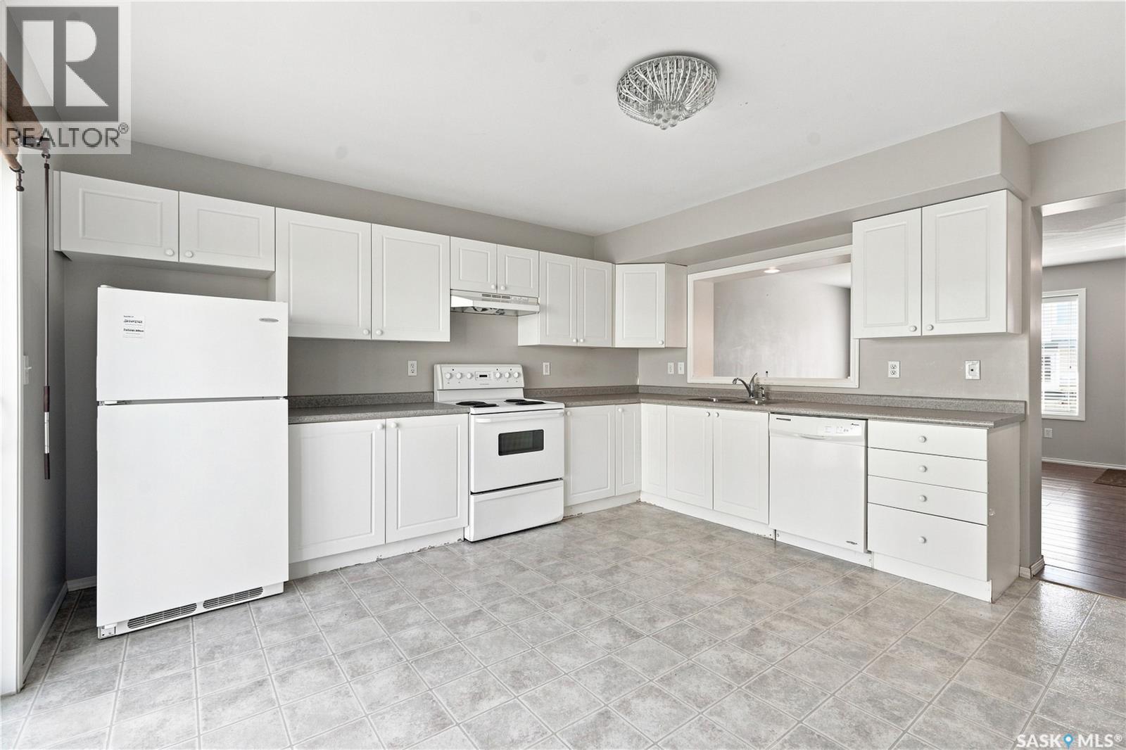 #106 663 BECKETT CRESCENT - Image 9