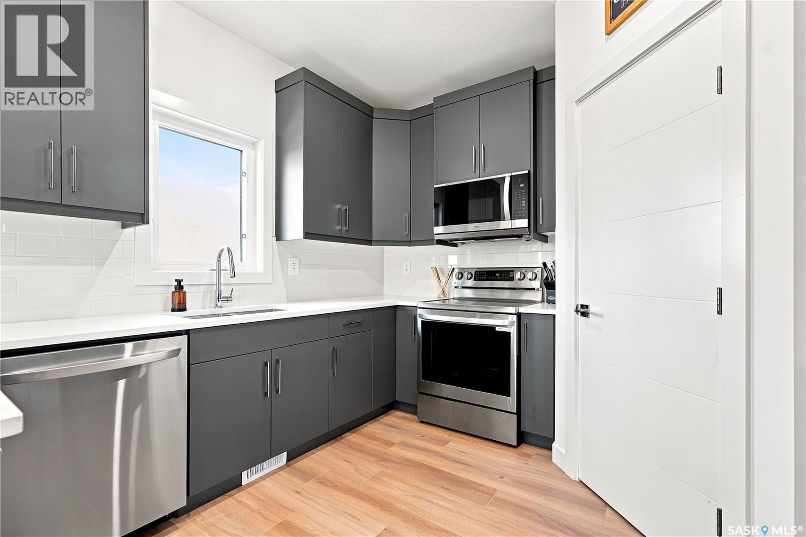902 Bentley MANOR - Image 21