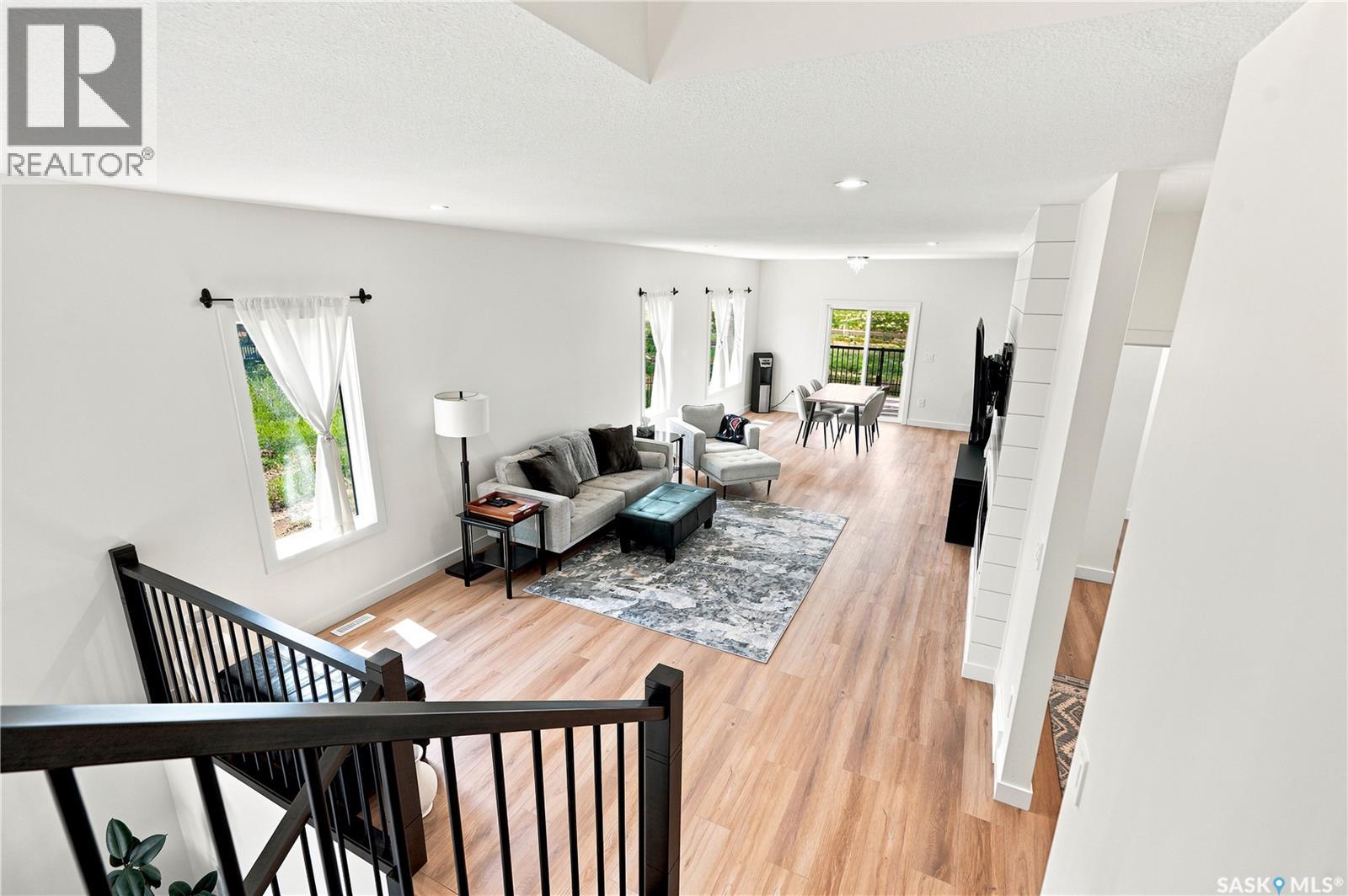 902 Bentley MANOR - Image 24