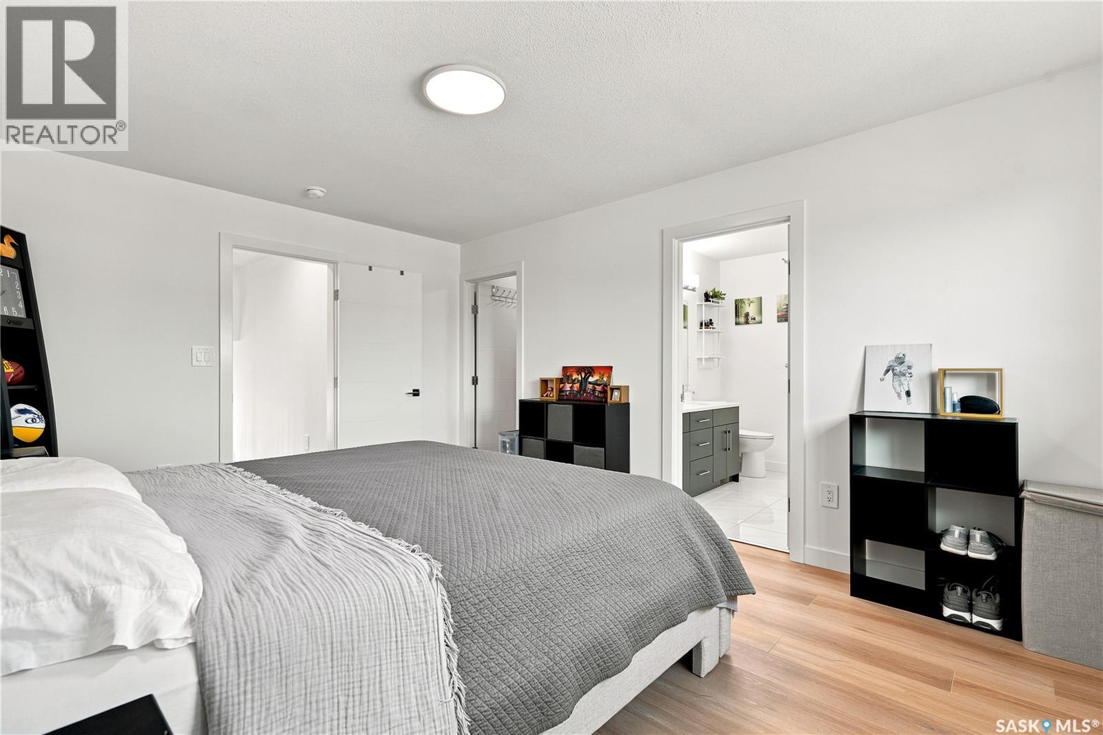 902 Bentley MANOR - Image 27