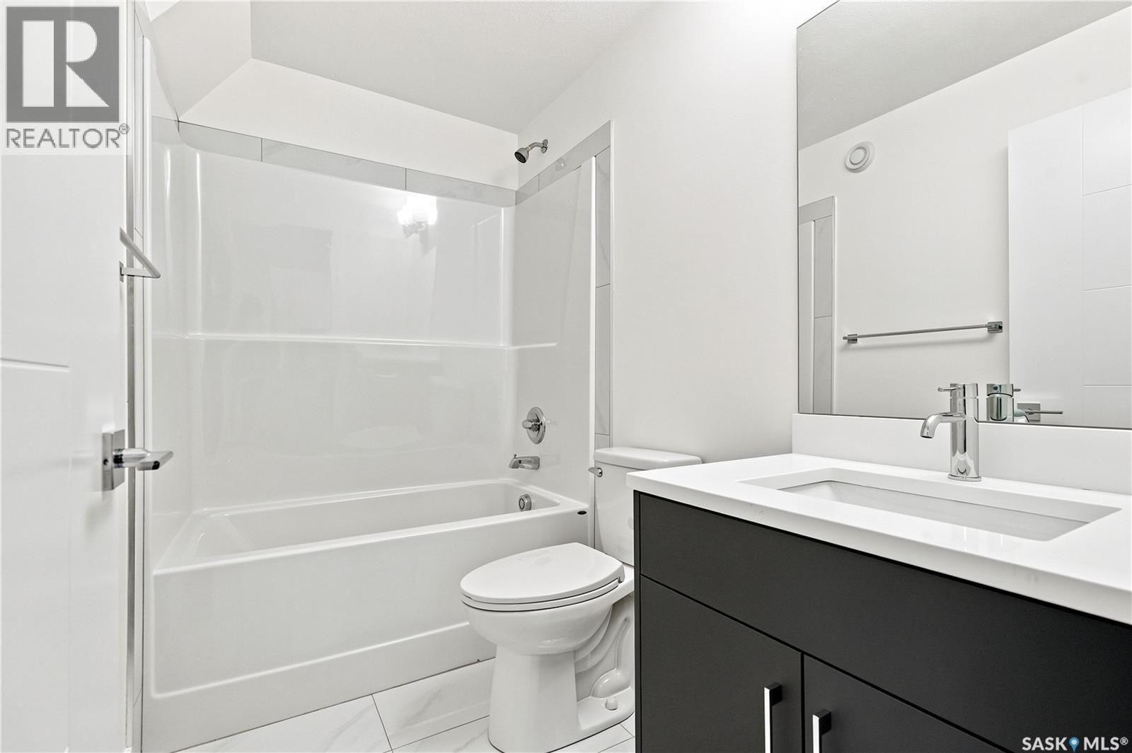 902 Bentley MANOR - Image 40