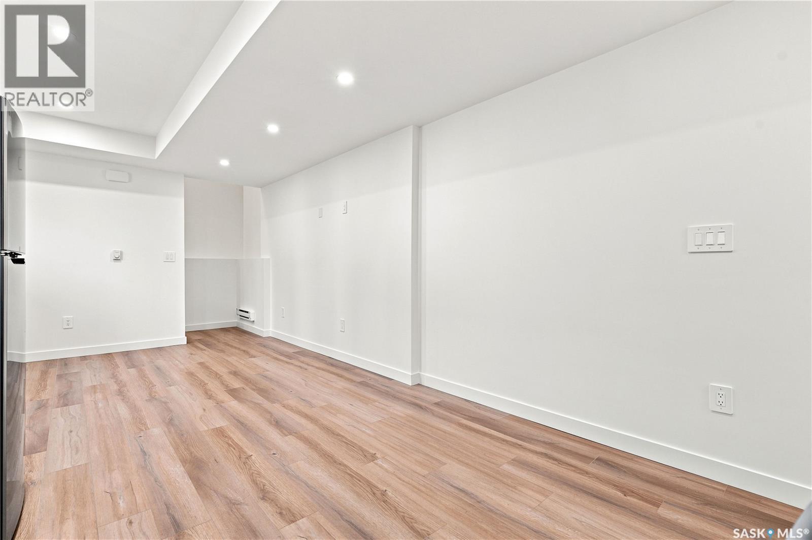 902 Bentley MANOR - Image 43