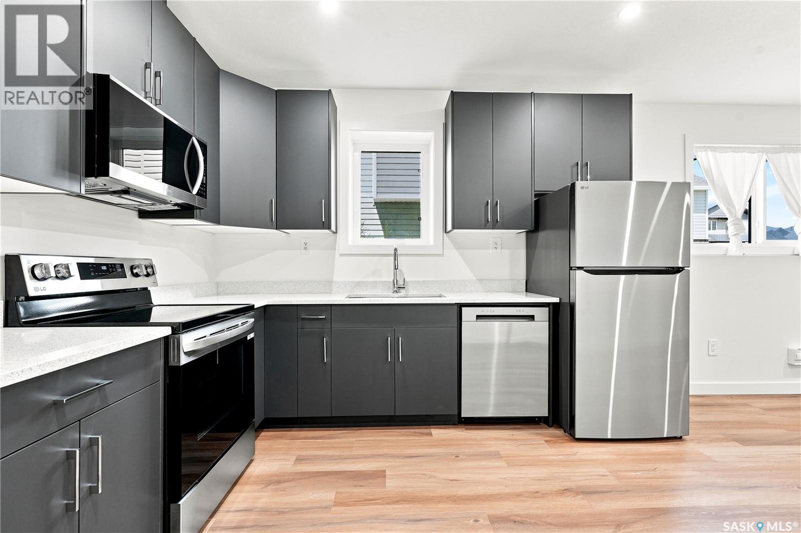 902 Bentley MANOR - Image 48
