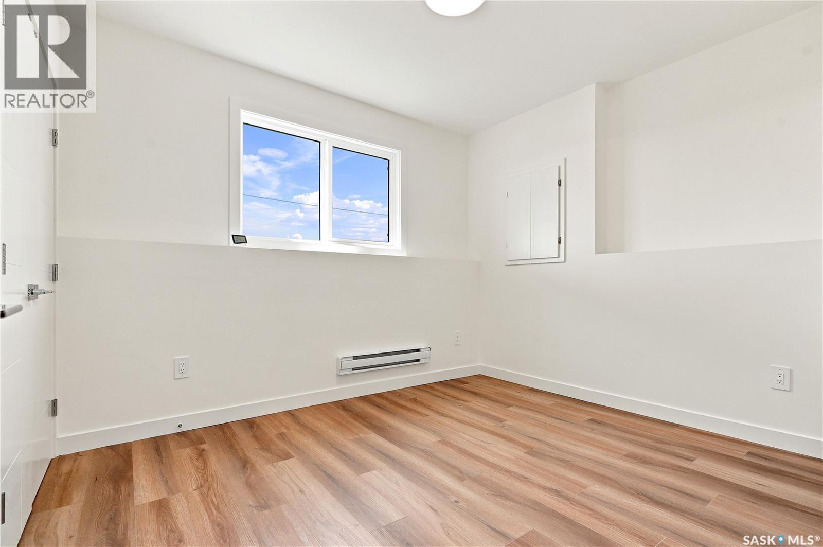 902 Bentley MANOR - Image 52