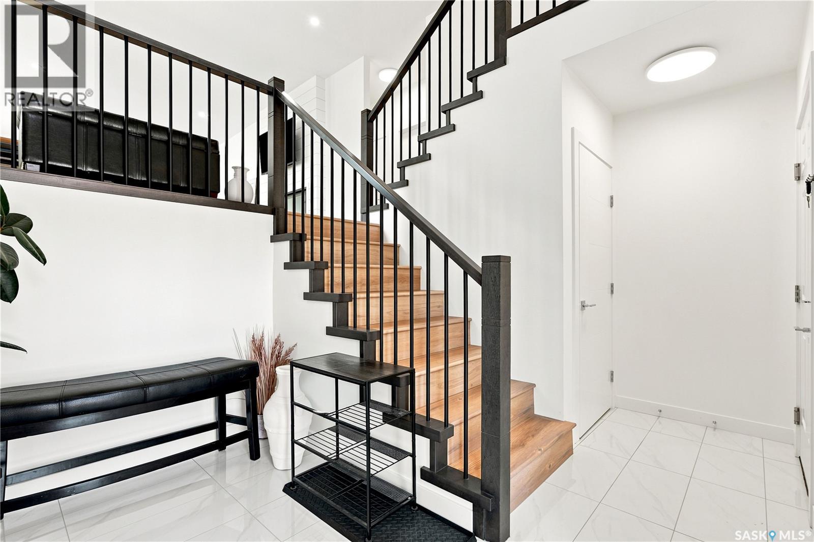 902 Bentley MANOR - Image 7