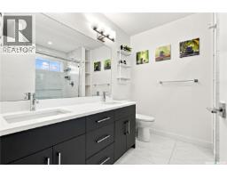 902 Bentley Manor, Saskatoon, SK S7L6P4 Photo 28
