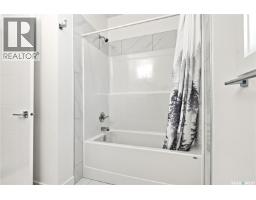 902 Bentley Manor, Saskatoon, SK S7L6P4 Photo 37