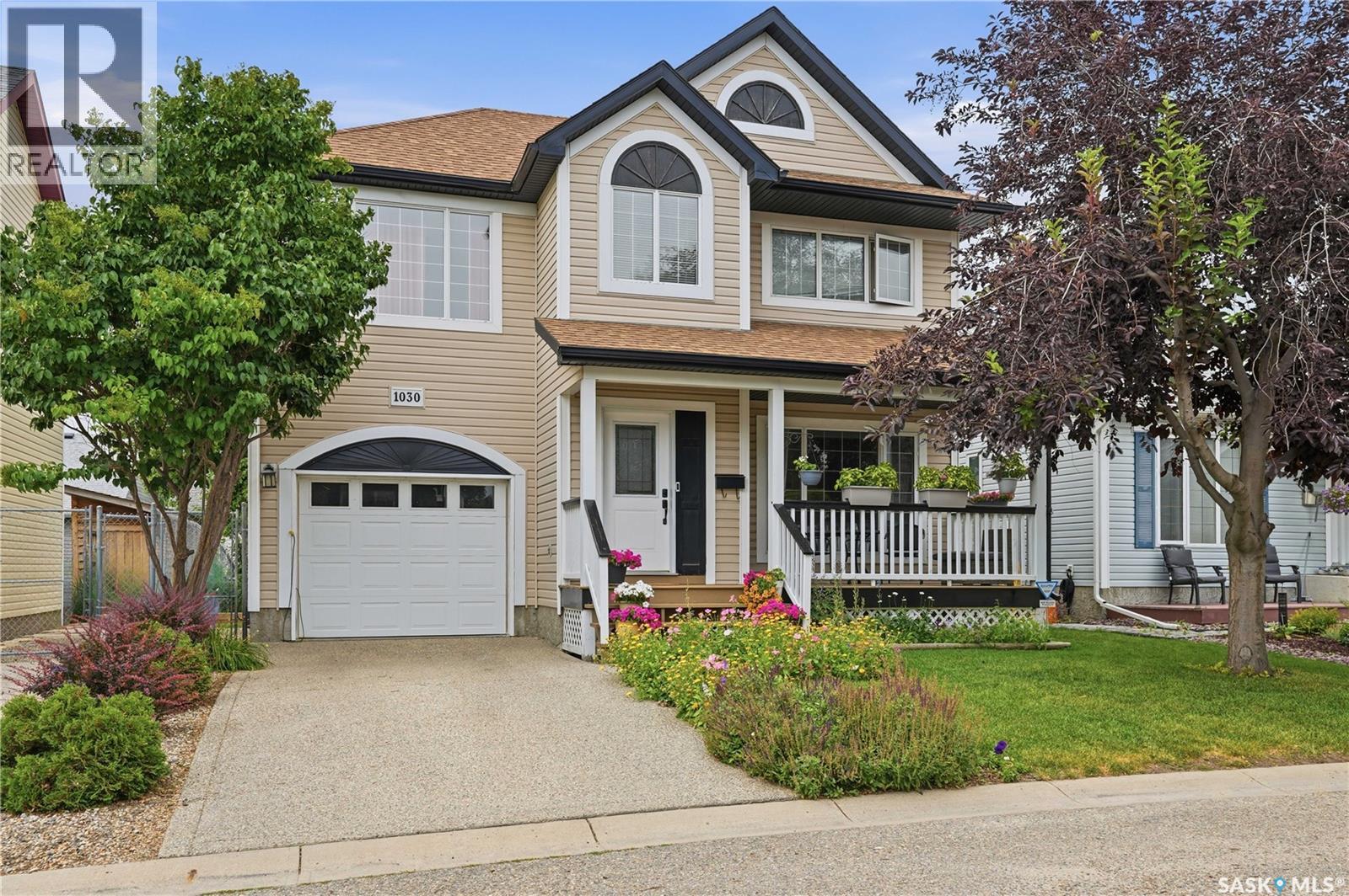 1030 ORCHID WAY N - 1