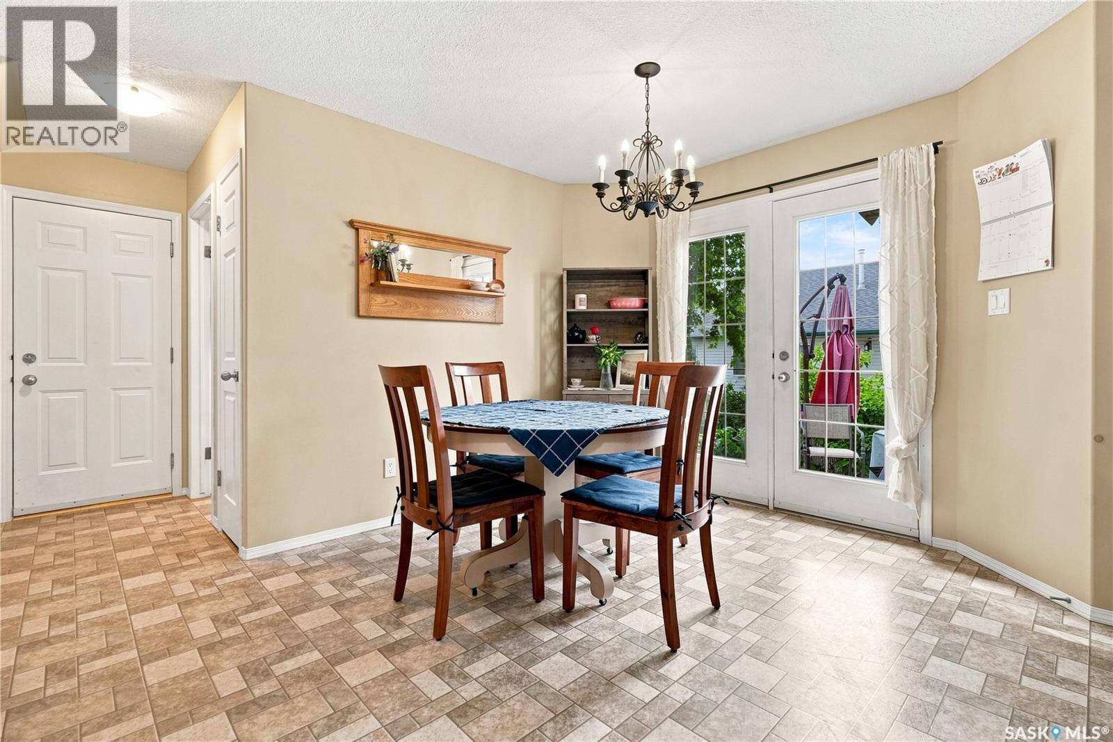 1030 ORCHID WAY N - 12