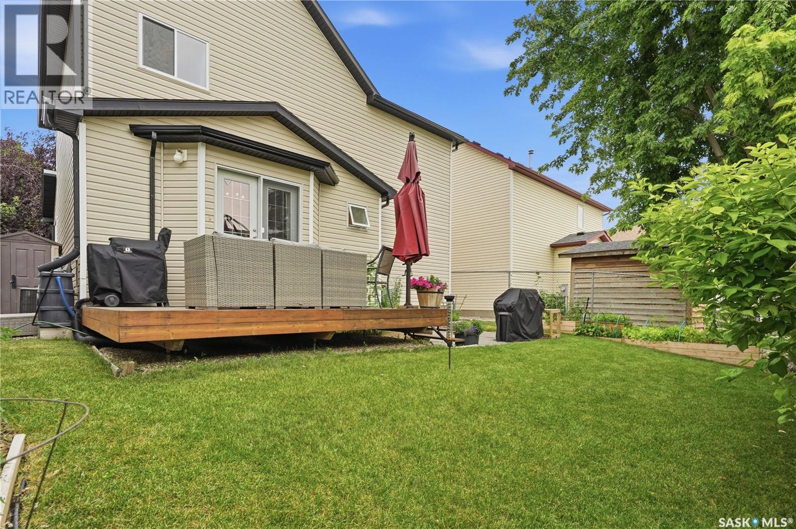 1030 ORCHID WAY N - Image 42