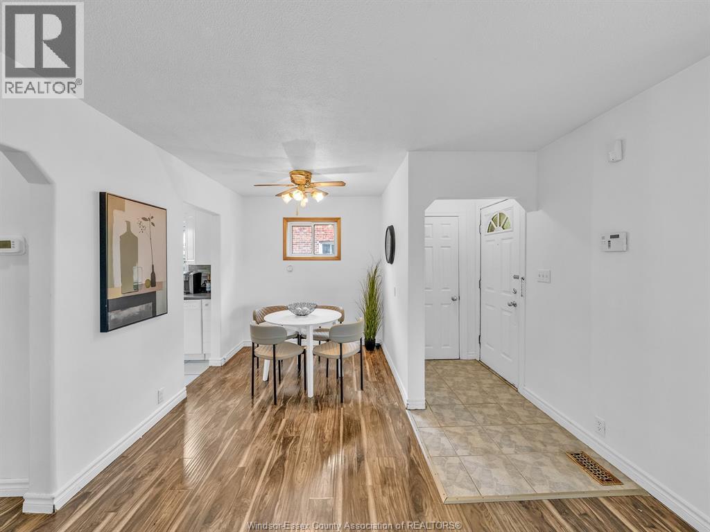2187 GIRARDOT - 12