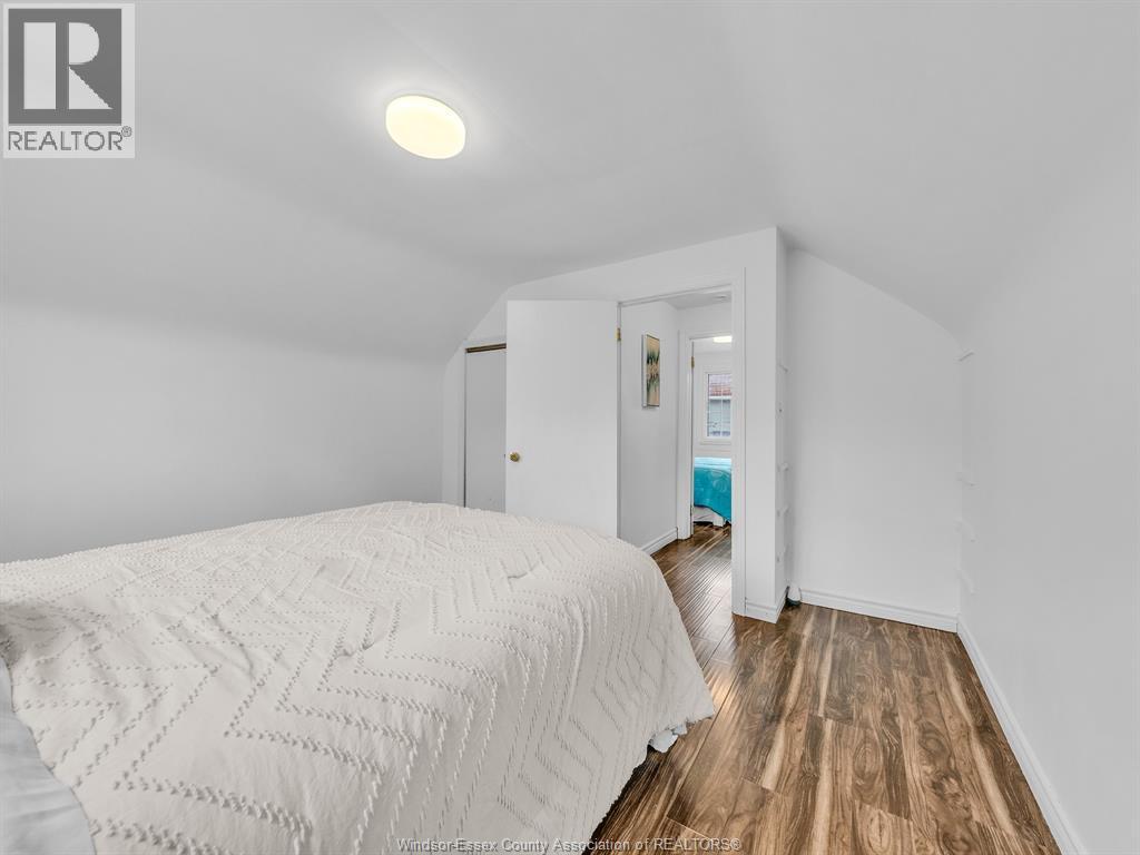 2187 GIRARDOT - Image 25