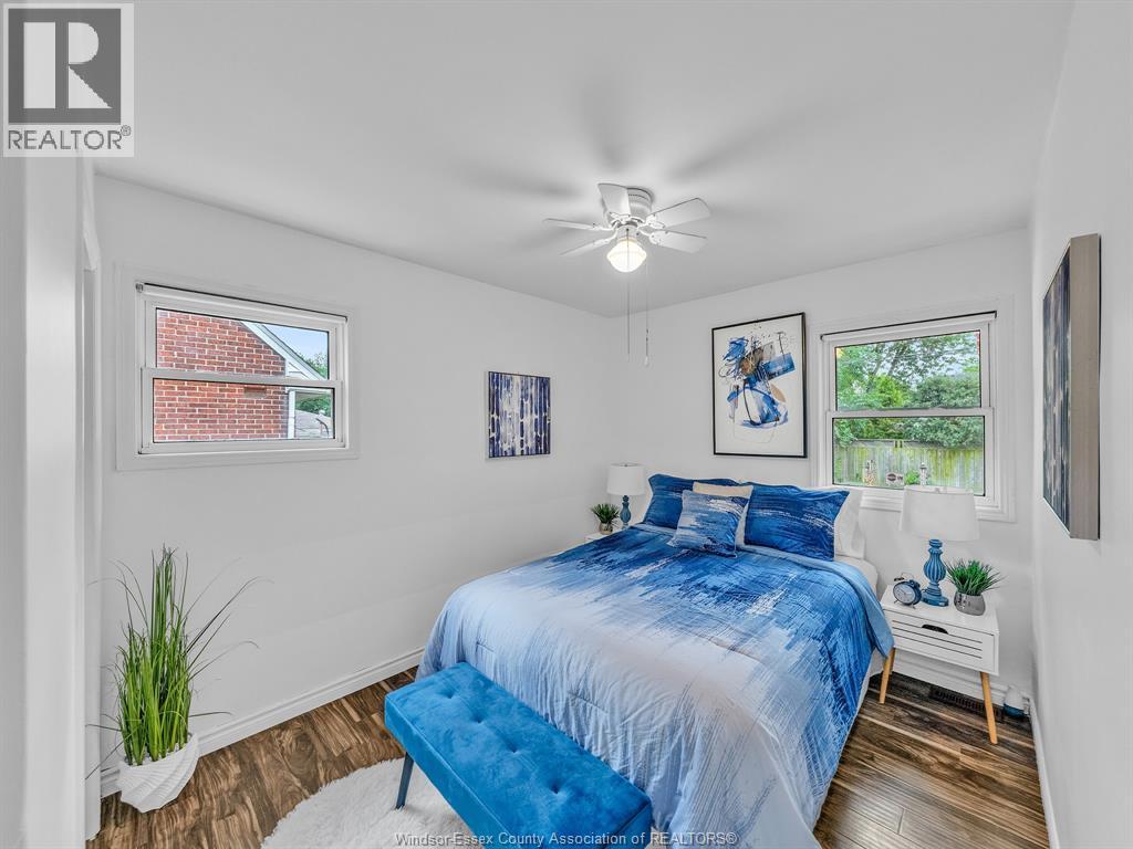 2187 GIRARDOT - 17