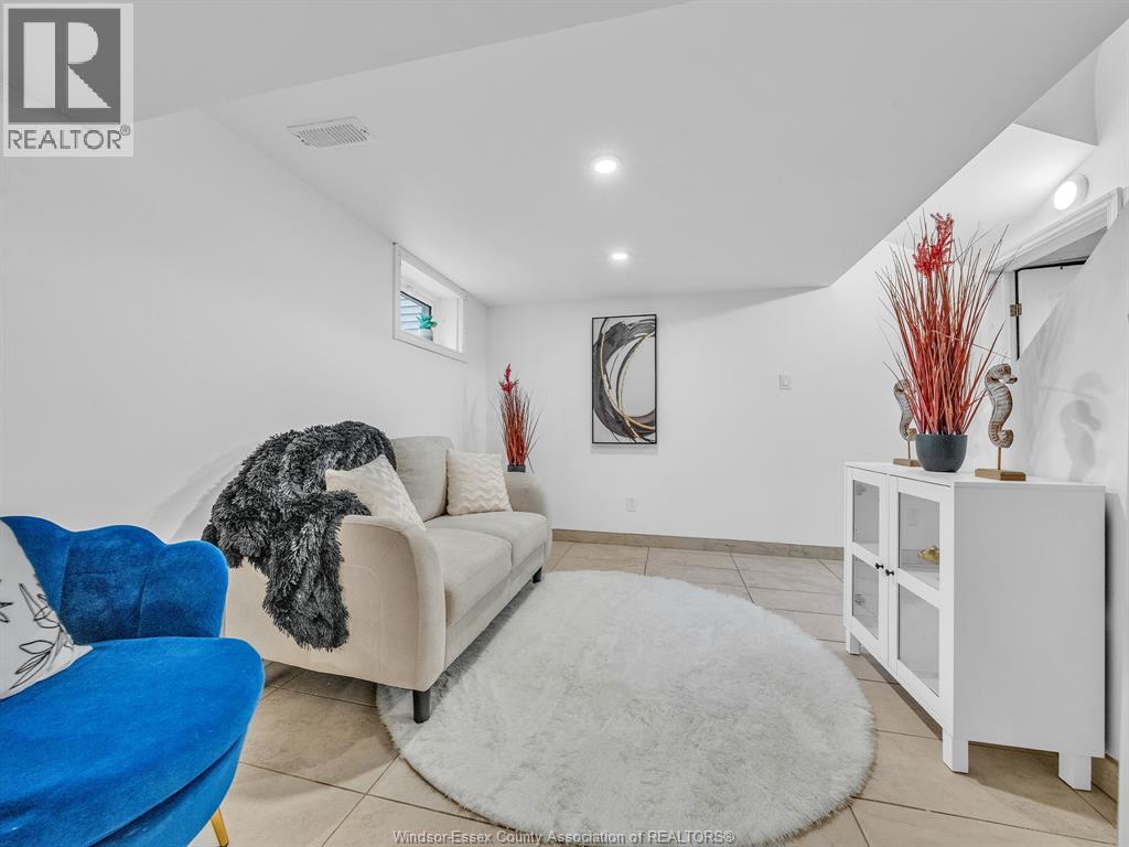 2187 GIRARDOT - Image 30