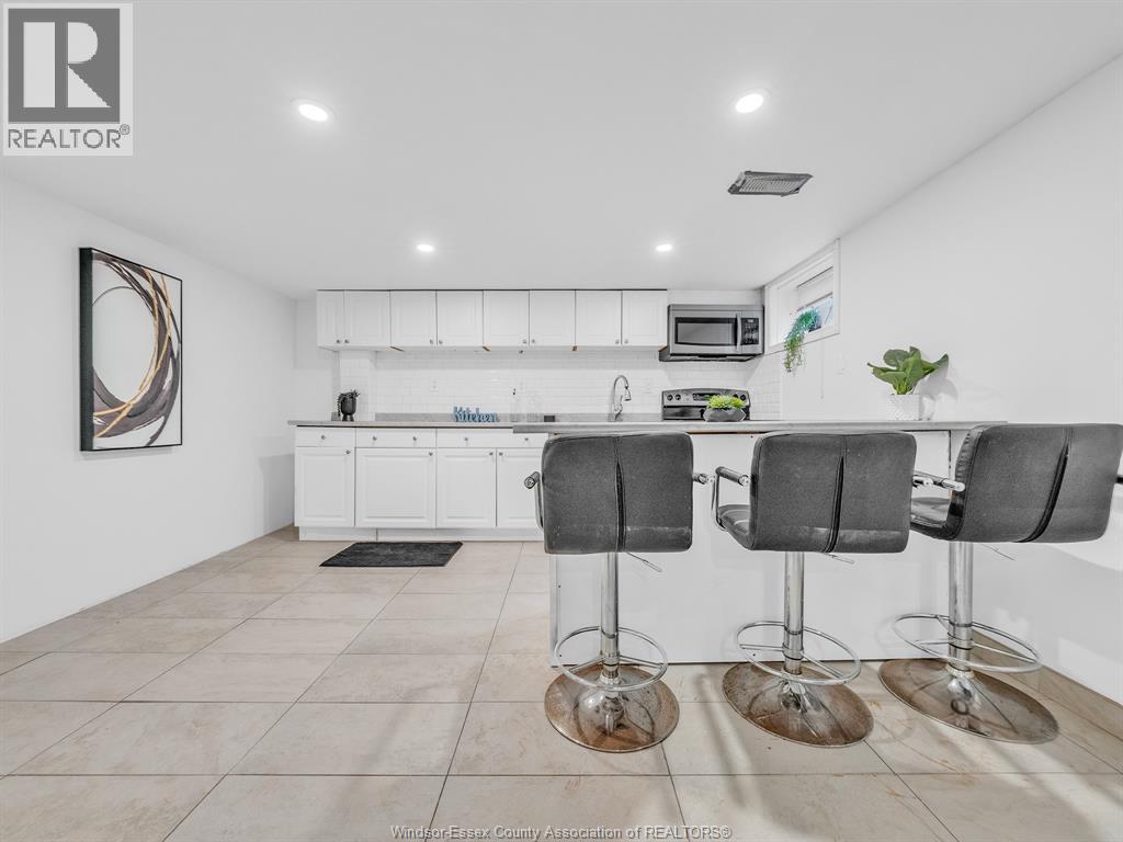 2187 GIRARDOT - Image 31