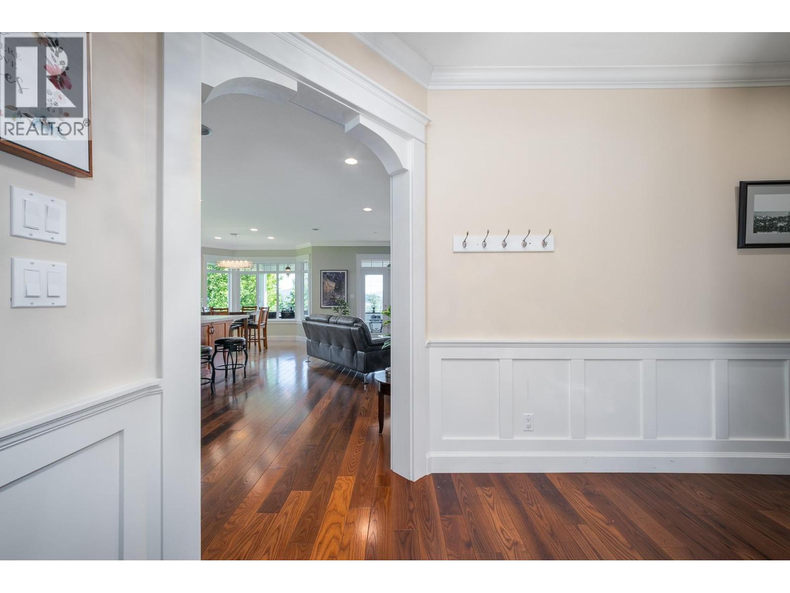 1446 Huckleberry Drive - 26