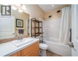 1446 Huckleberry Drive, Sorrento, BC V0E2W2 Photo 25