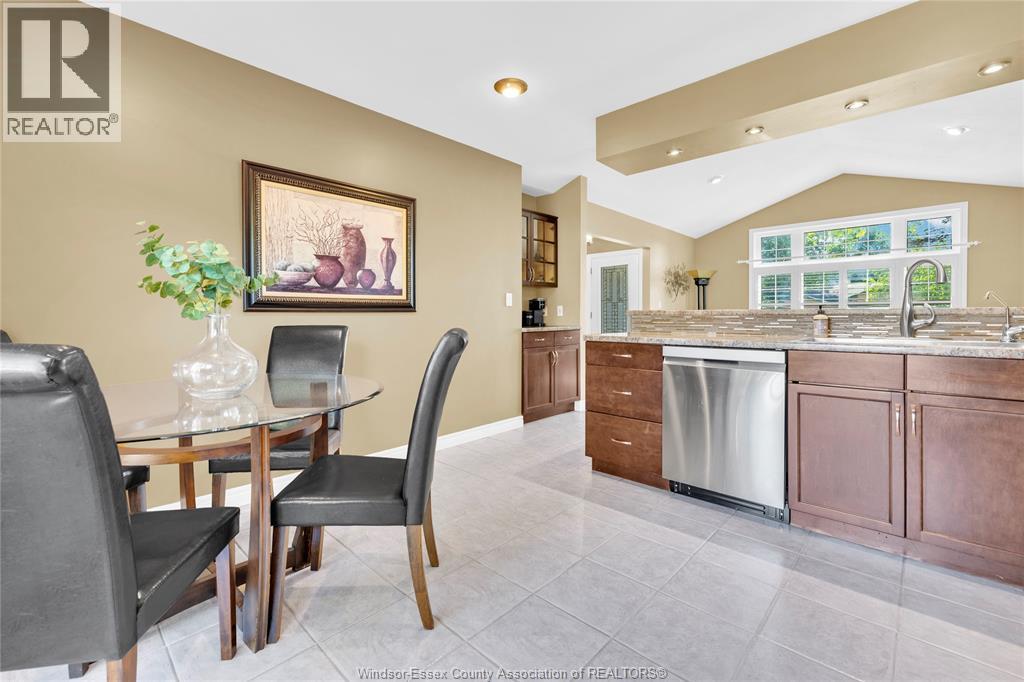 112 FAY COURT - Image 14