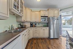 607 Lakeshore Drive, Cold Lake, AB T9M1B1 Photo 44