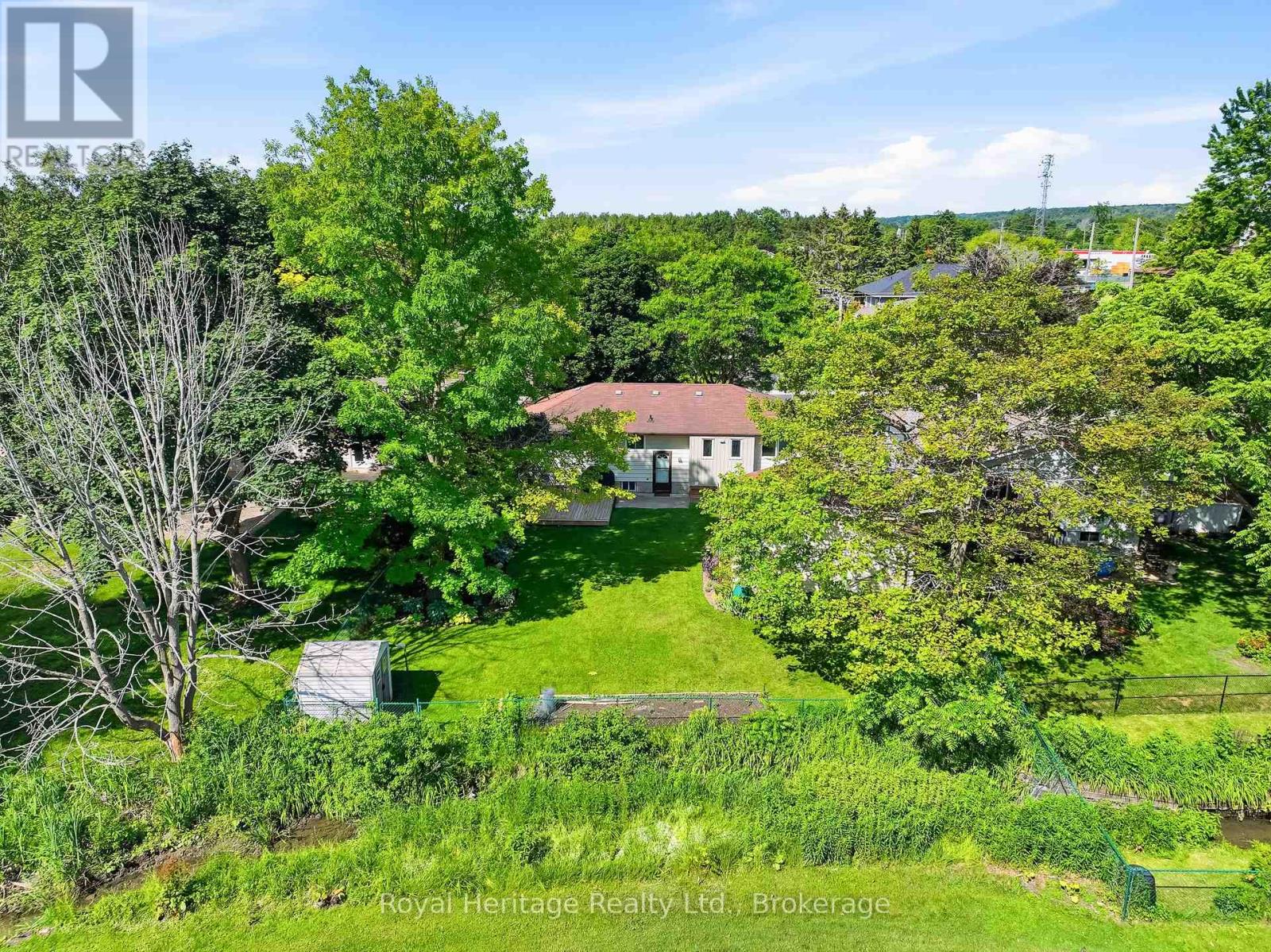 93 DIVISION STREET S - Image 32