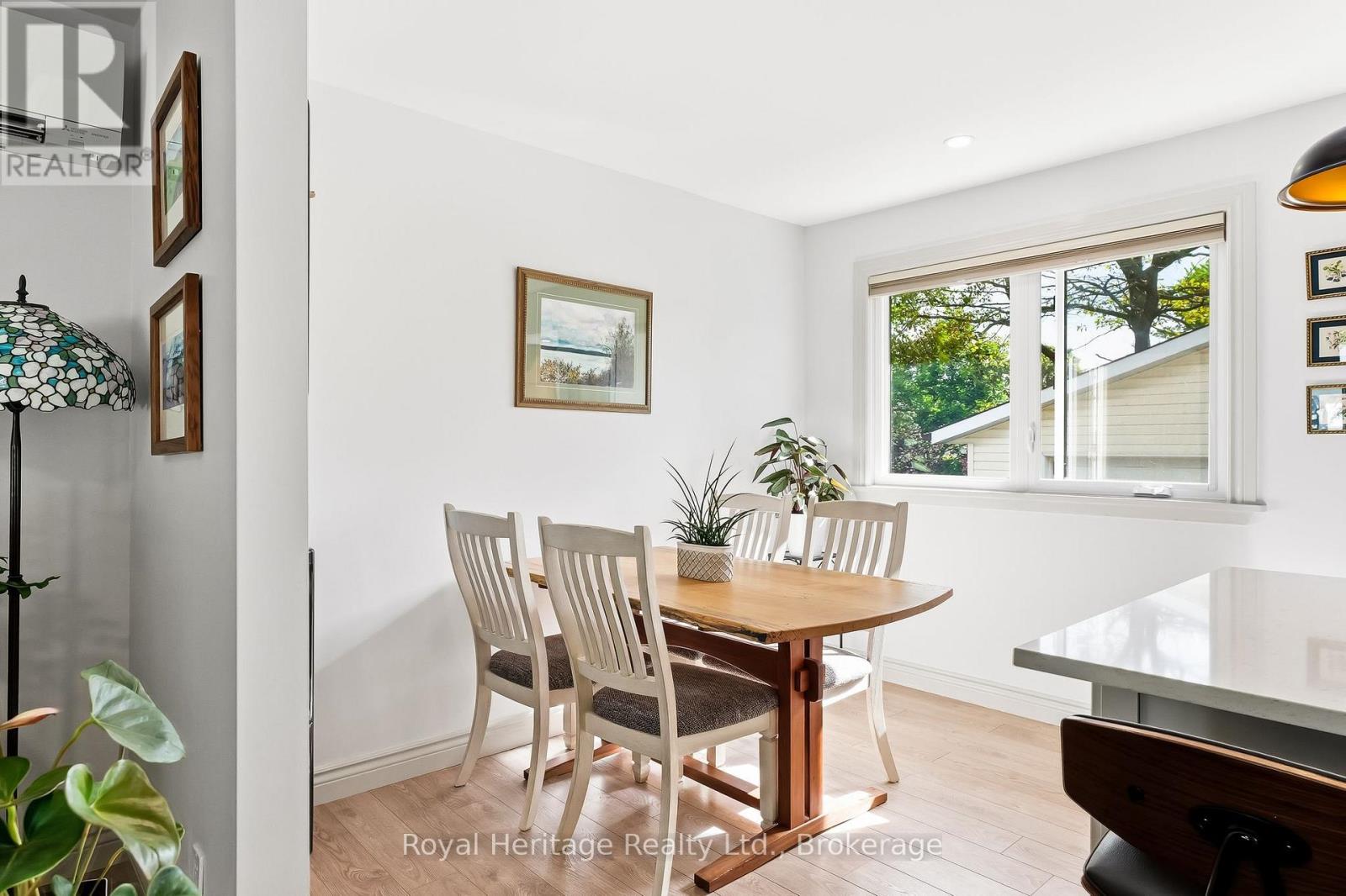 93 DIVISION STREET S - Image 9