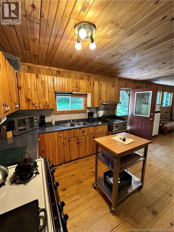 159 West Valley Road - Image 18