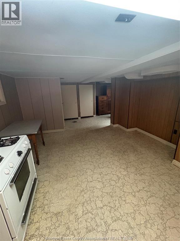 865 ERIE STREET - 23