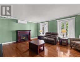 13 Beaverbrook Drive thumbnail 6