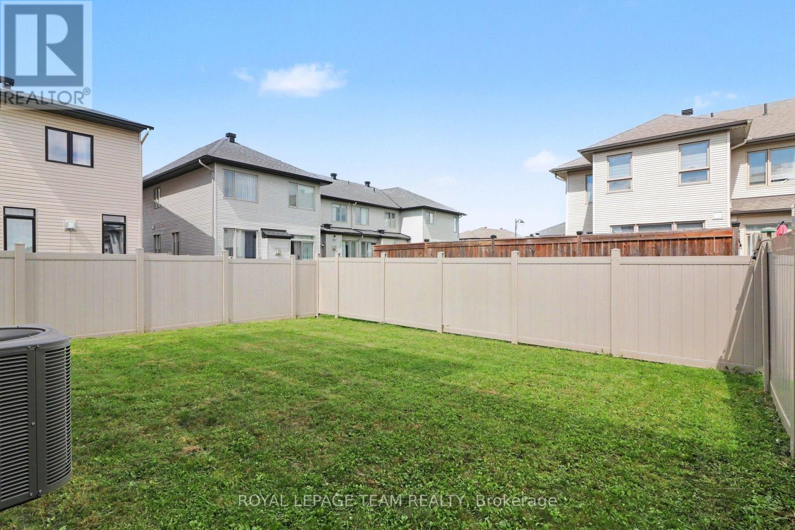 590 TRIANGLE STREET - 30
