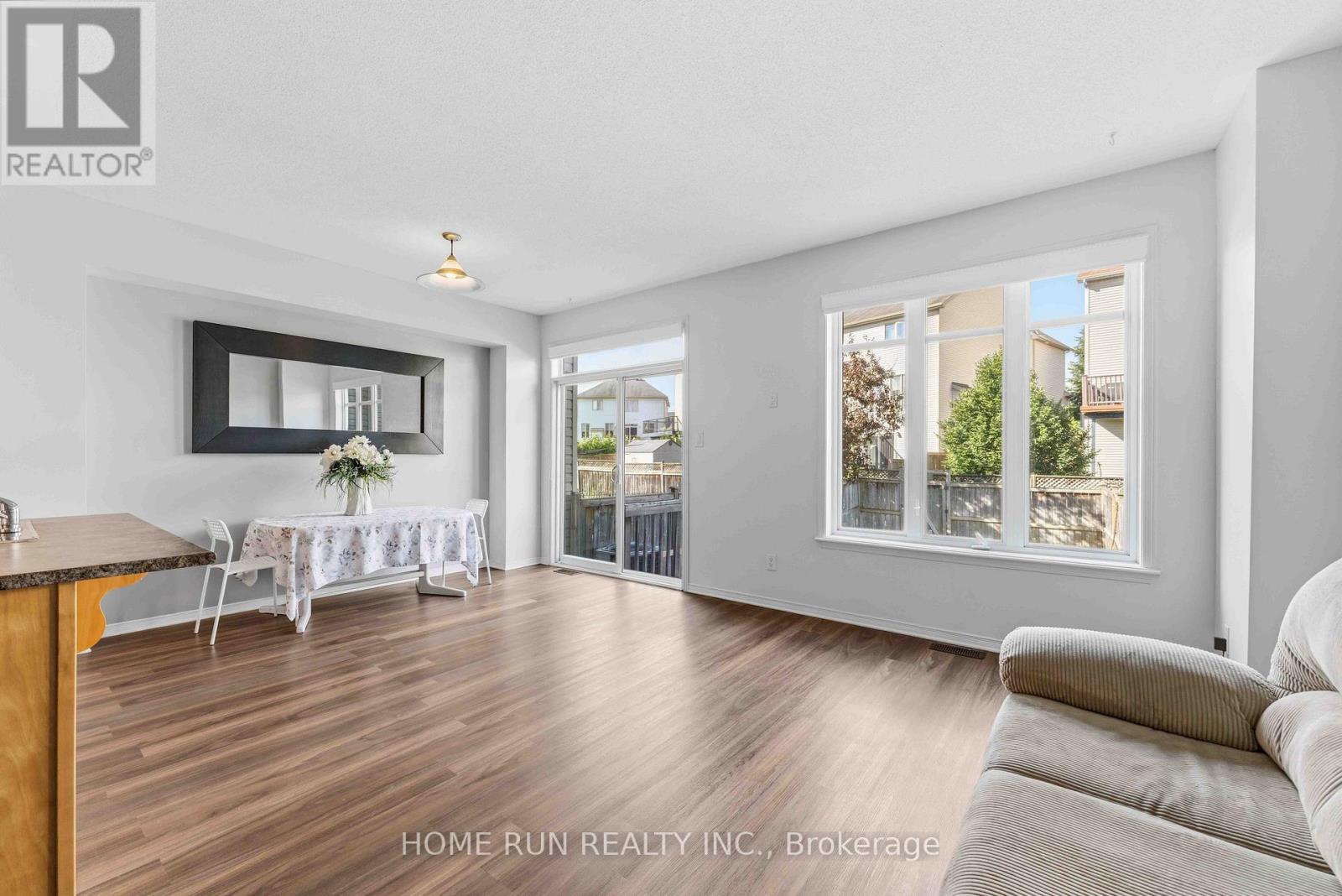 230 BADGELEY AVENUE - 6