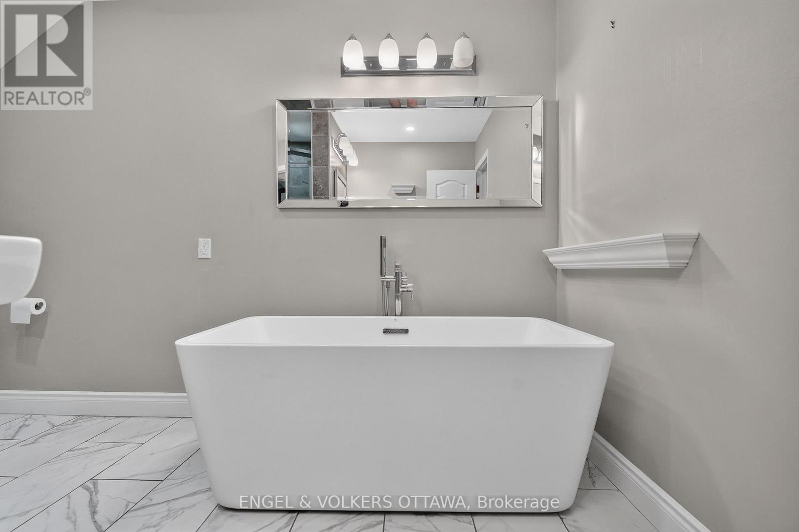 3486 TORBOLTON RIDGE ROAD - 28