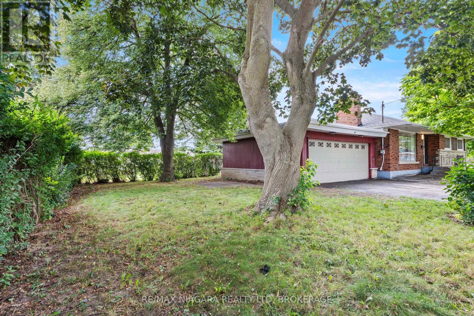 67 MAPLE PARK DRIVE - 27
