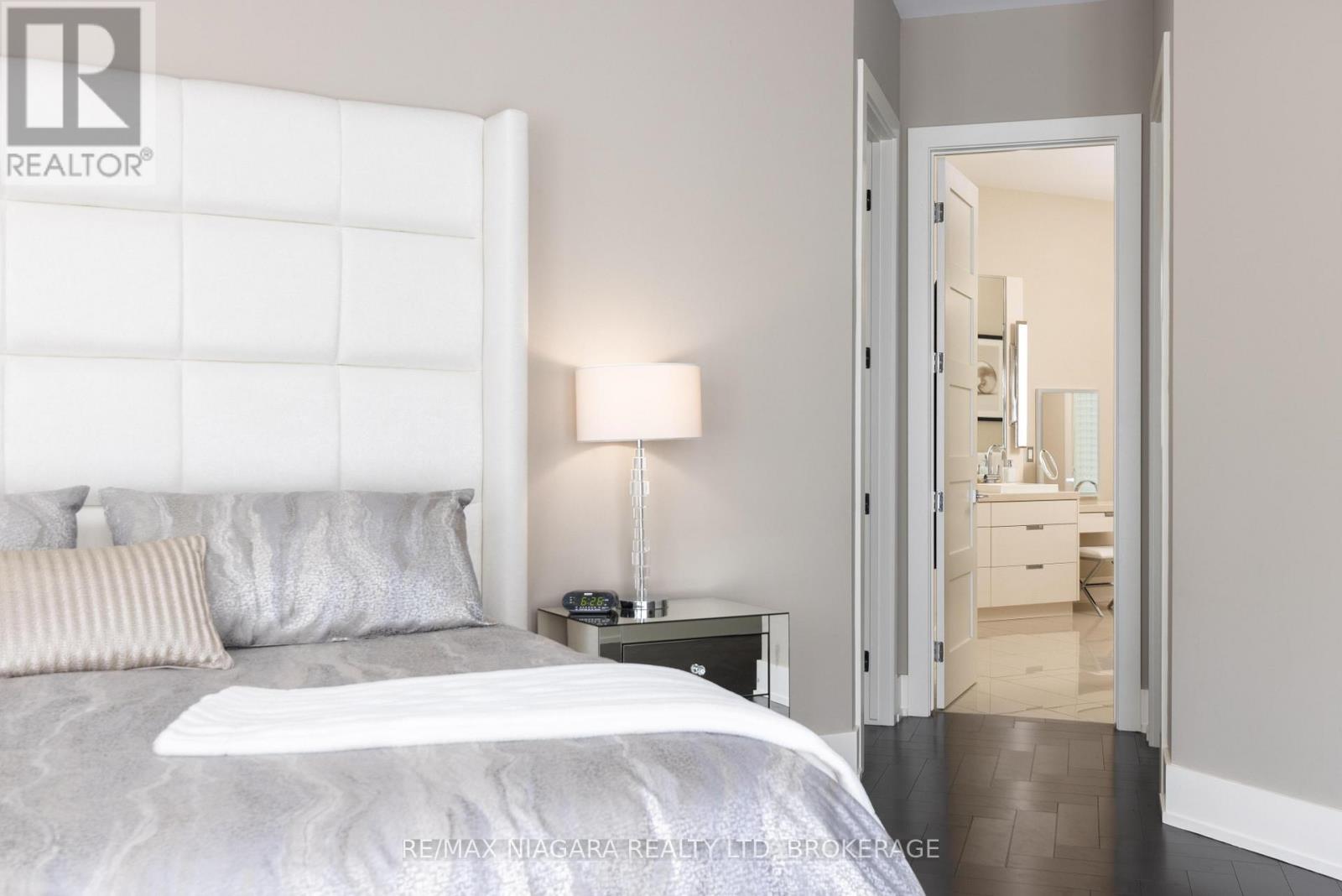 362 NIAGARA BOULEVARD - Image 22