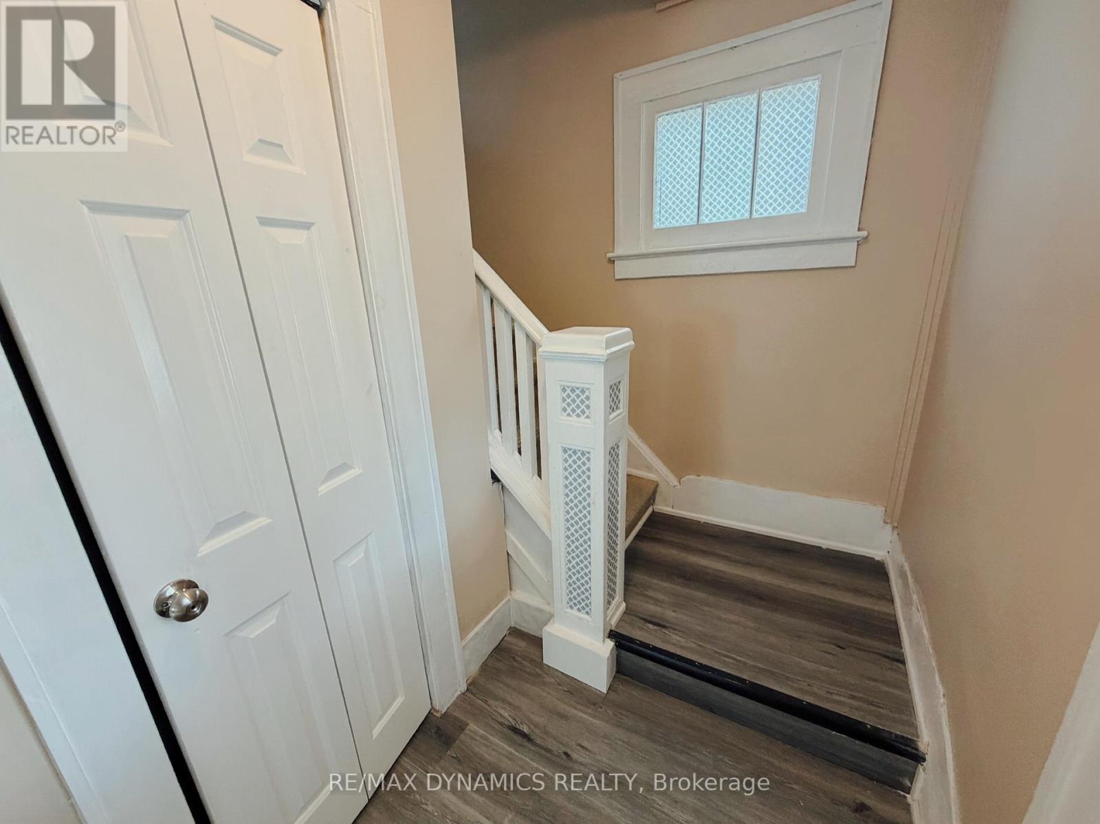 342 BROCK STREET - 12