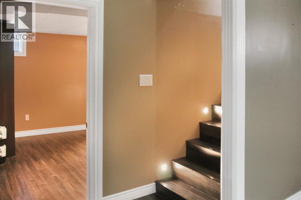 5110 51 Street - Image 17
