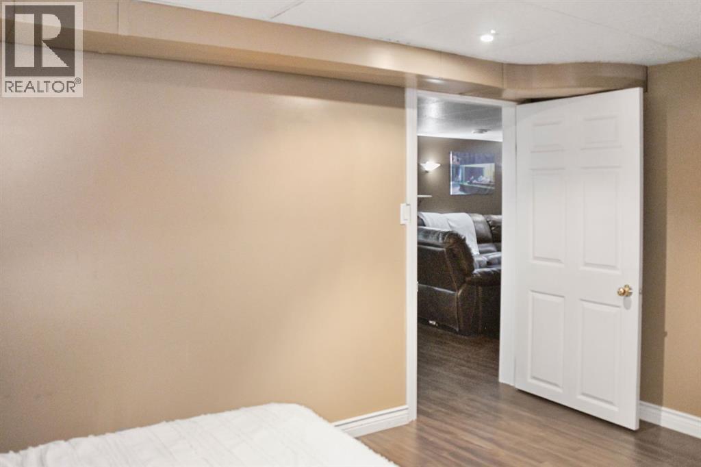 5110 51 Street - 20